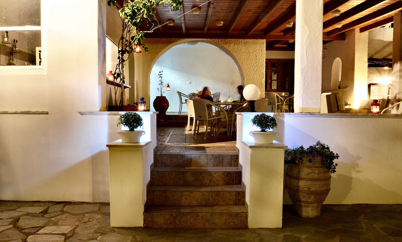 Syros Inn Galissas Extérieur photo